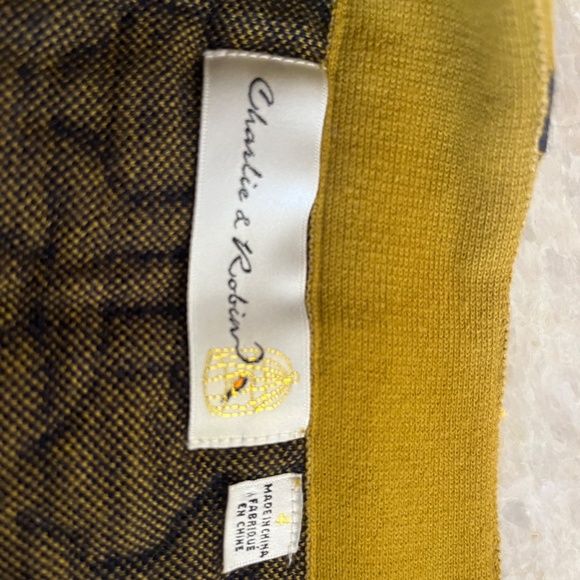 Geometric Skirt - Picture 5 of 8